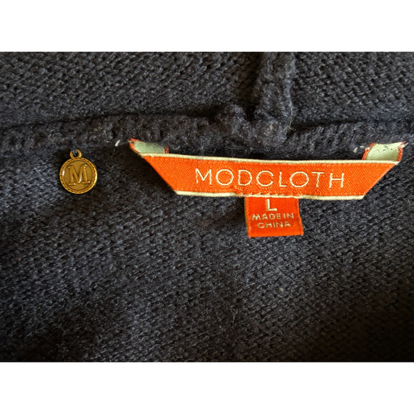Modcloth Women's Hooded Holiday Sweater Navy Blue Red Mitten Pockets Xmas Size L - Picture 4 of 7
